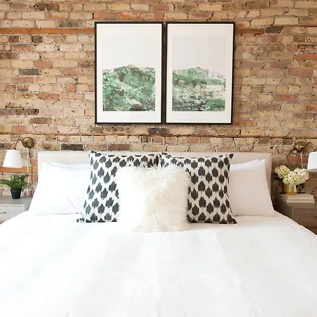 Contemporary Wicker Park Suites By Sonder Aparthotel Chicago