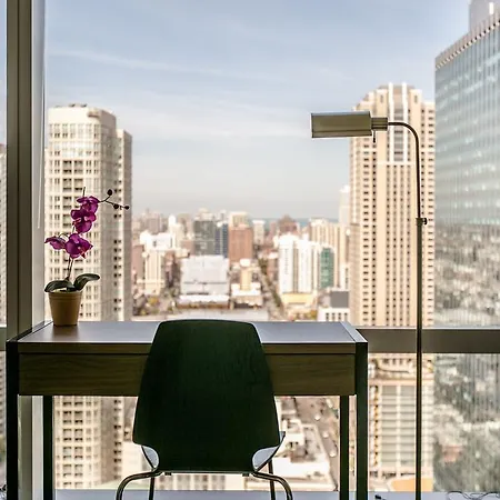 Apartment West Wacker Chicago