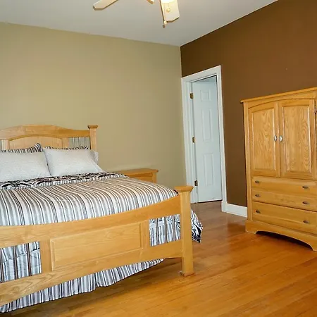 Lakewood Avenue Guest house Chicago