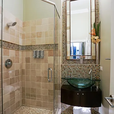 Apartment Luxury Fulton Market Townhome