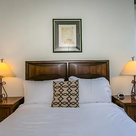 Royal Living Group Union Station * Chicago
