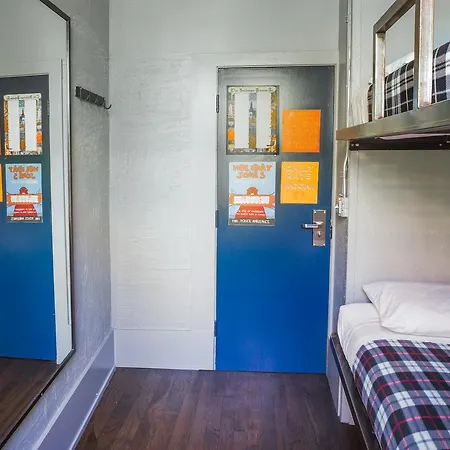 Holiday Jones Hostel