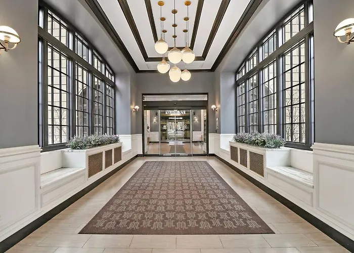 1Br Calm, Cozy & Furnished Apt In Hyde Park - Windermere 402