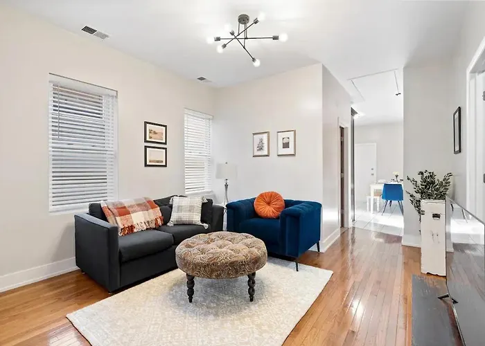 Perfect Pilsen Apartments