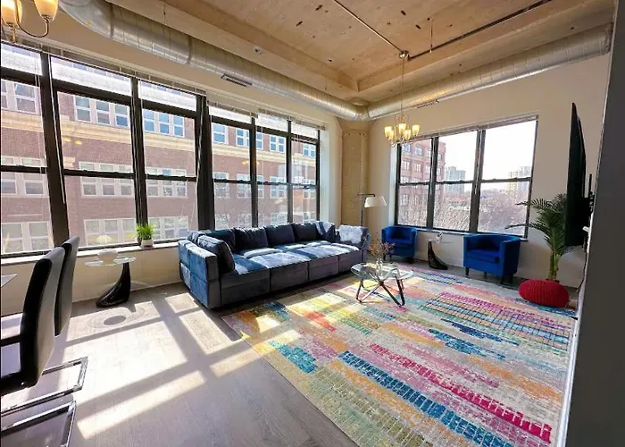 Family Friendly Spacious 3Br Suite Sleeps Up To 10 Guests With Optional Parking And Gym Access Near Mccormick Place And Soldier Field