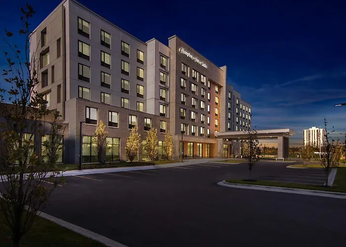 Hampton Inn & Suites Chicago Medical District Uic