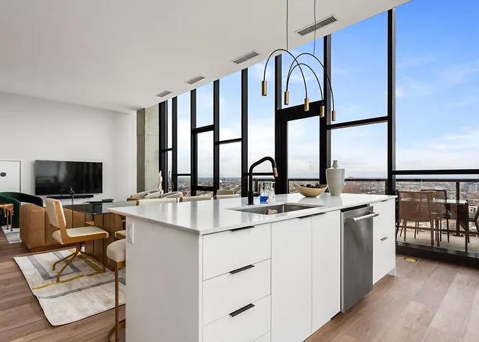 Avenir West Loop Penthouses With Iconic City Views