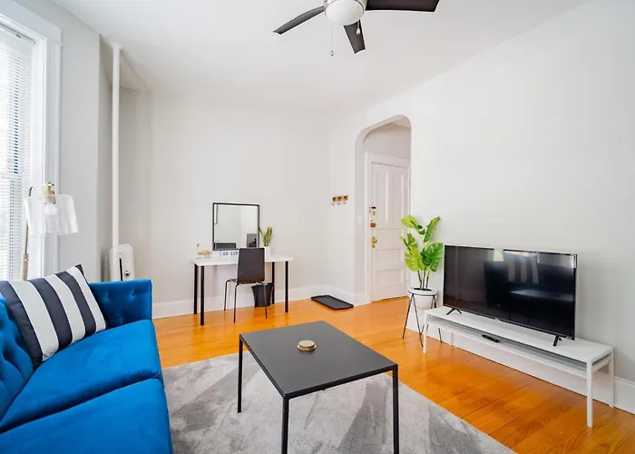 2Br Apartment In Lively Neighborhood Of Wrigley Field - Grace 1