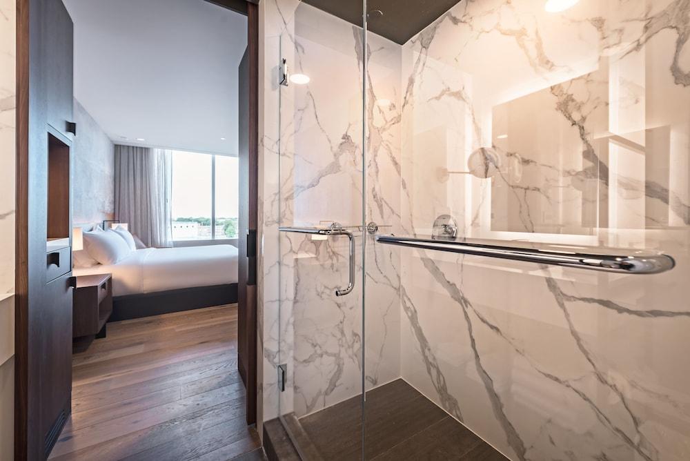 The & Athletic Club At Midtown Station touristique 4*