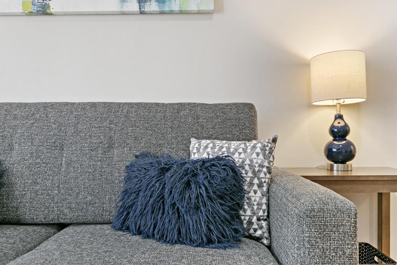 1br Lively & Rejuvenating Apt In Prime Location - Roscoe 2m Apartment *