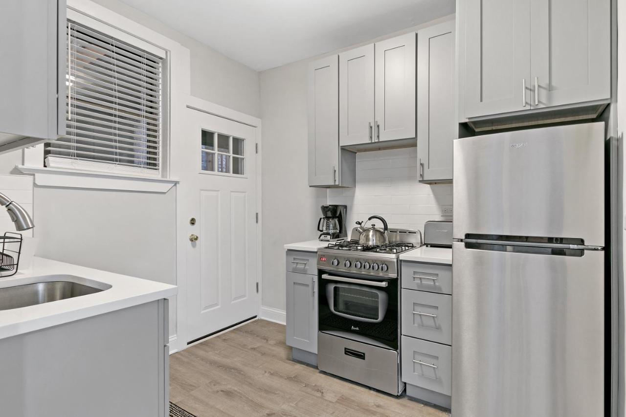 1br Lively & Rejuvenating Apt In Prime Location - Roscoe 2m Chicago