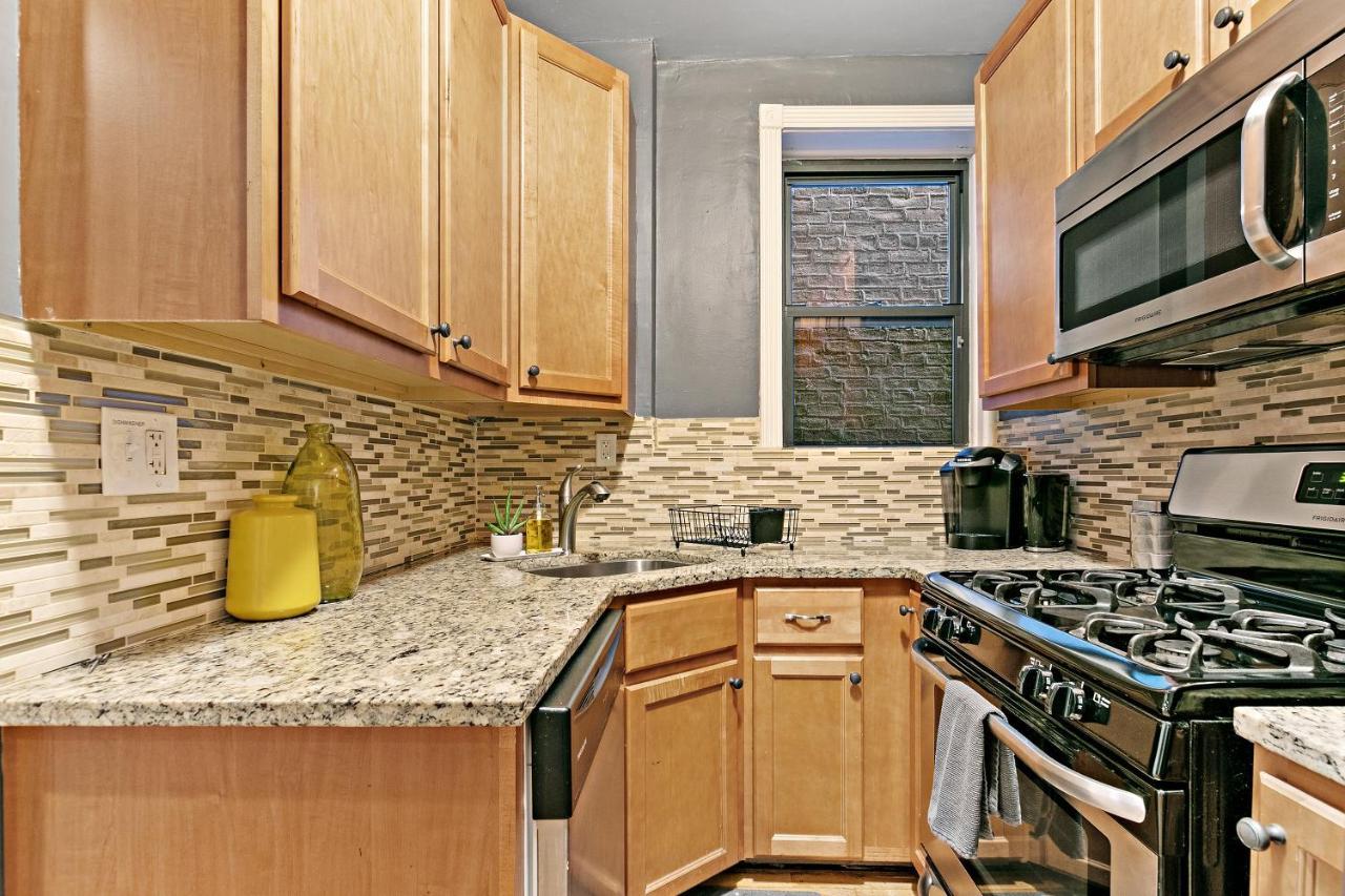 Apartment Trendy 2br With Modern Amenities - Halsted 2a