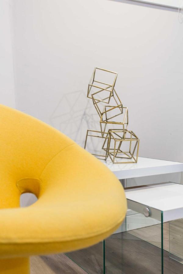 The Double Play - Modern 2br Apts Right Next To Wrigley Field & Transit! - Perfect For Cubs Fans