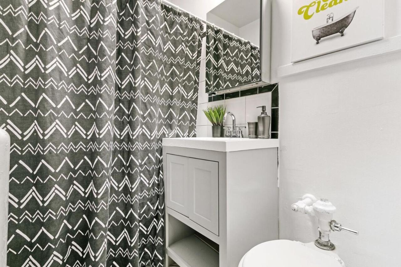 Apartment 1br Modern Lakeview Close To Dining - Oakdale 2s