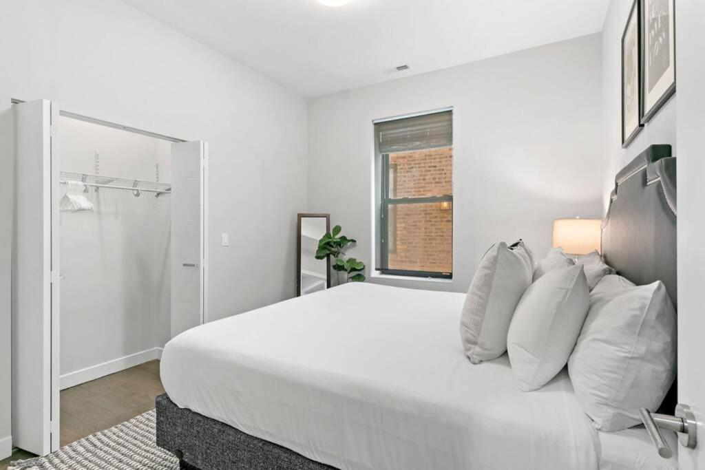 2br Trendy Urban - Division 102w 202w 302w Rep *