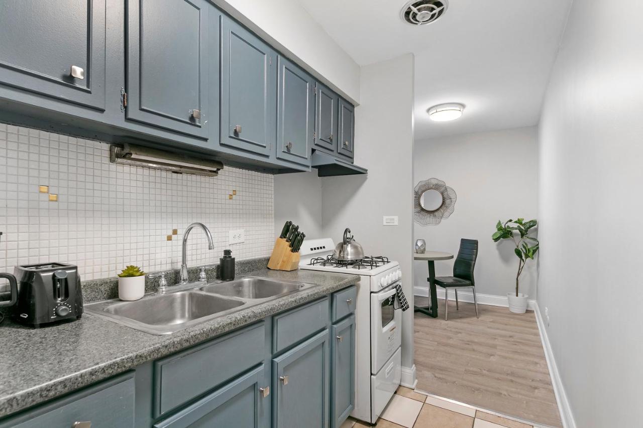 Convenient Location & Cozy Studio - Oakdale Rep Appartement Chicago