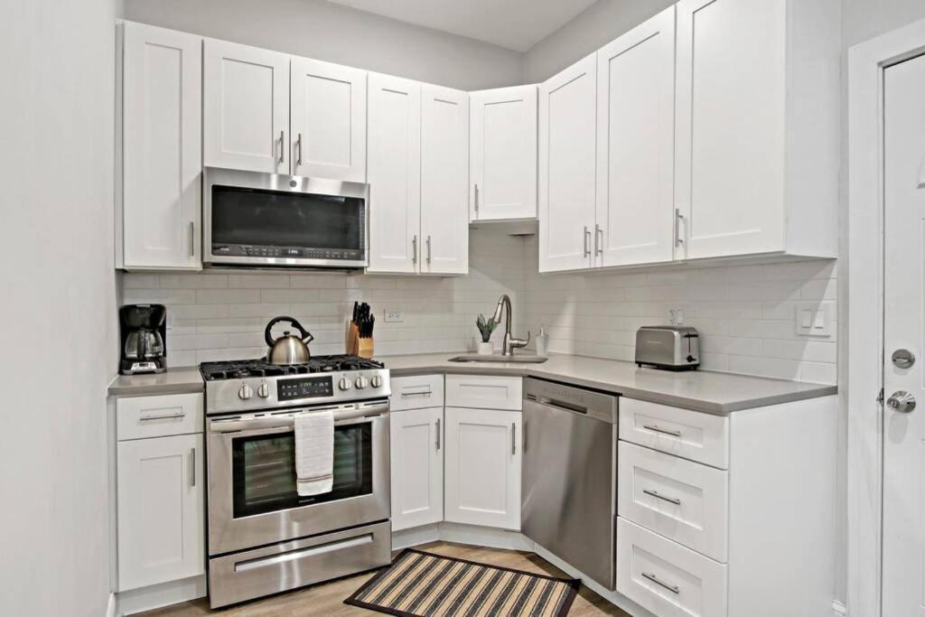 Apartment 3br In Logan Square Walkable To Highlights - Park S6 Chicago