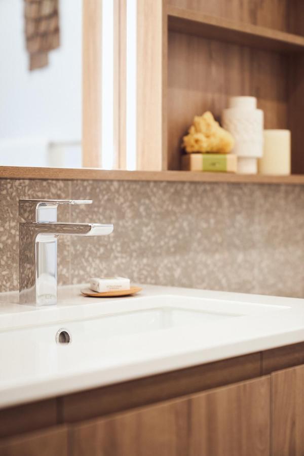 Level - River North Hotel Chicago