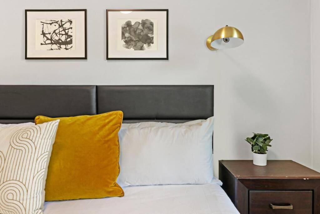 Cozy & Homey 2br Apt In Chicago's Superb Location - Sunnyside 2e Appartement