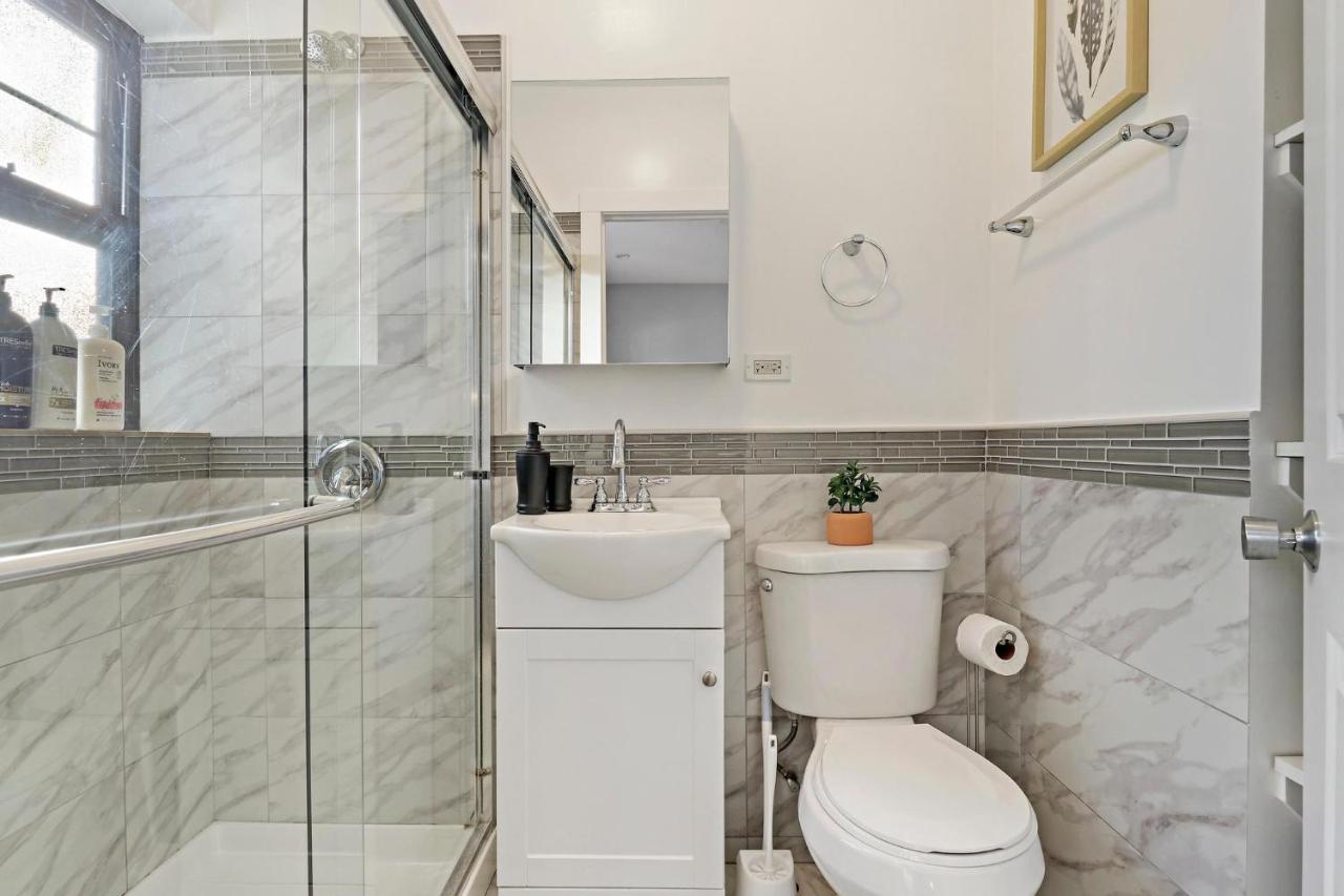 Apartment Alluring In Jefferson Park - Leland 1n