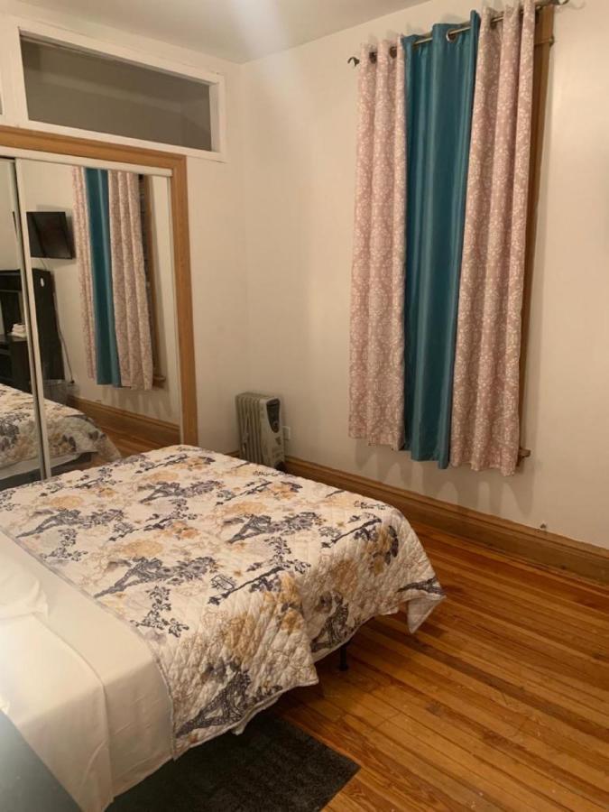 Homestay Hollywood Llc Chicago
