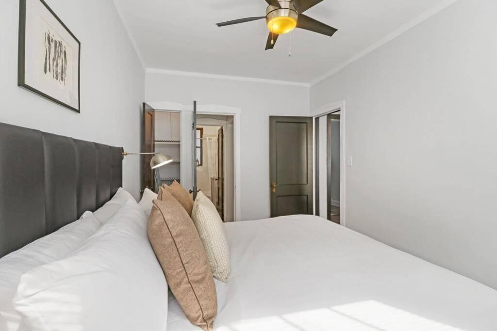 Complete 1br Near Attractions - Belmont C1