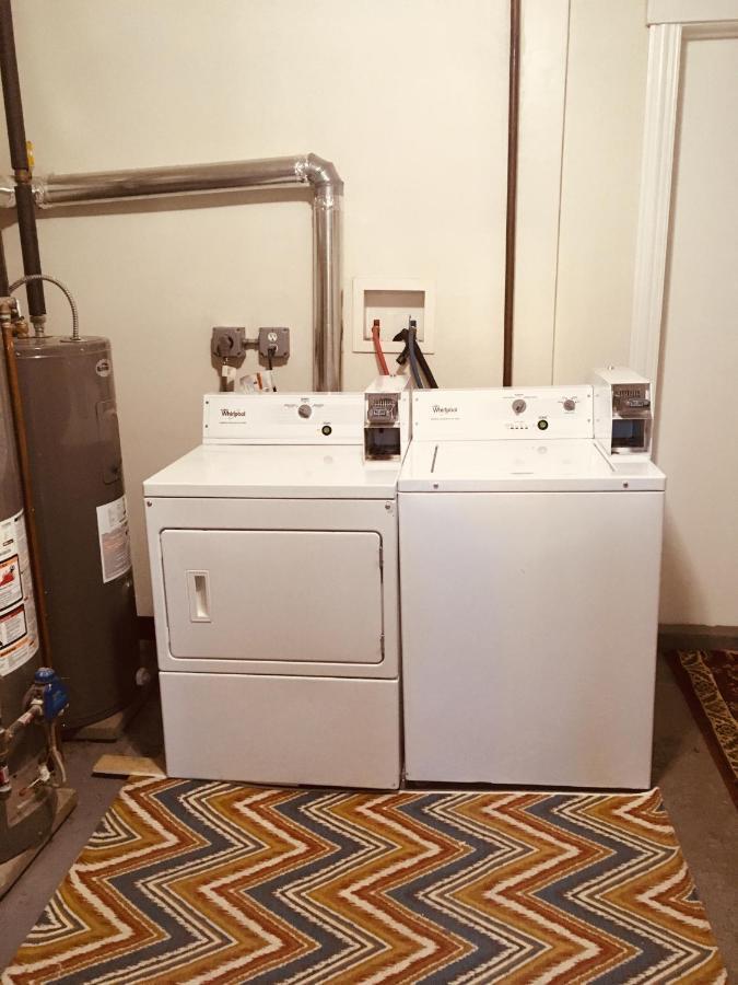 Logan Square Modern Apartment