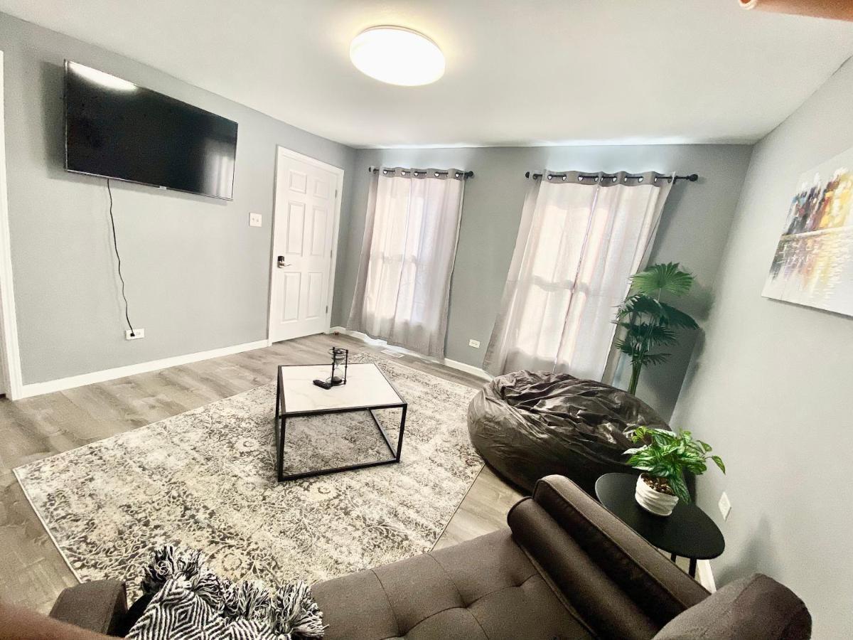 Emalux Near Downtown,bus,train,hospitals,united-center,fulton Market Appartement
