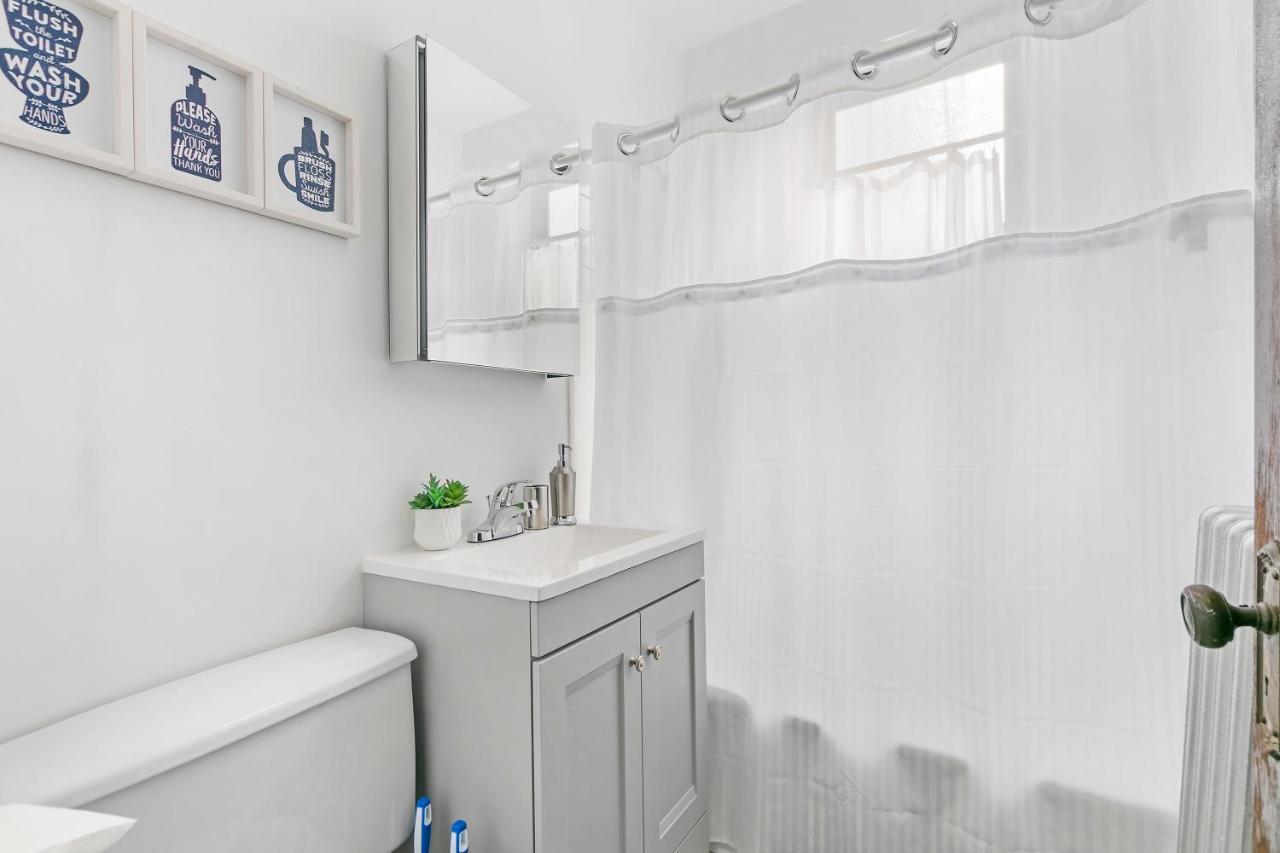 Charming 1br Close To Shops - Larchmont 3