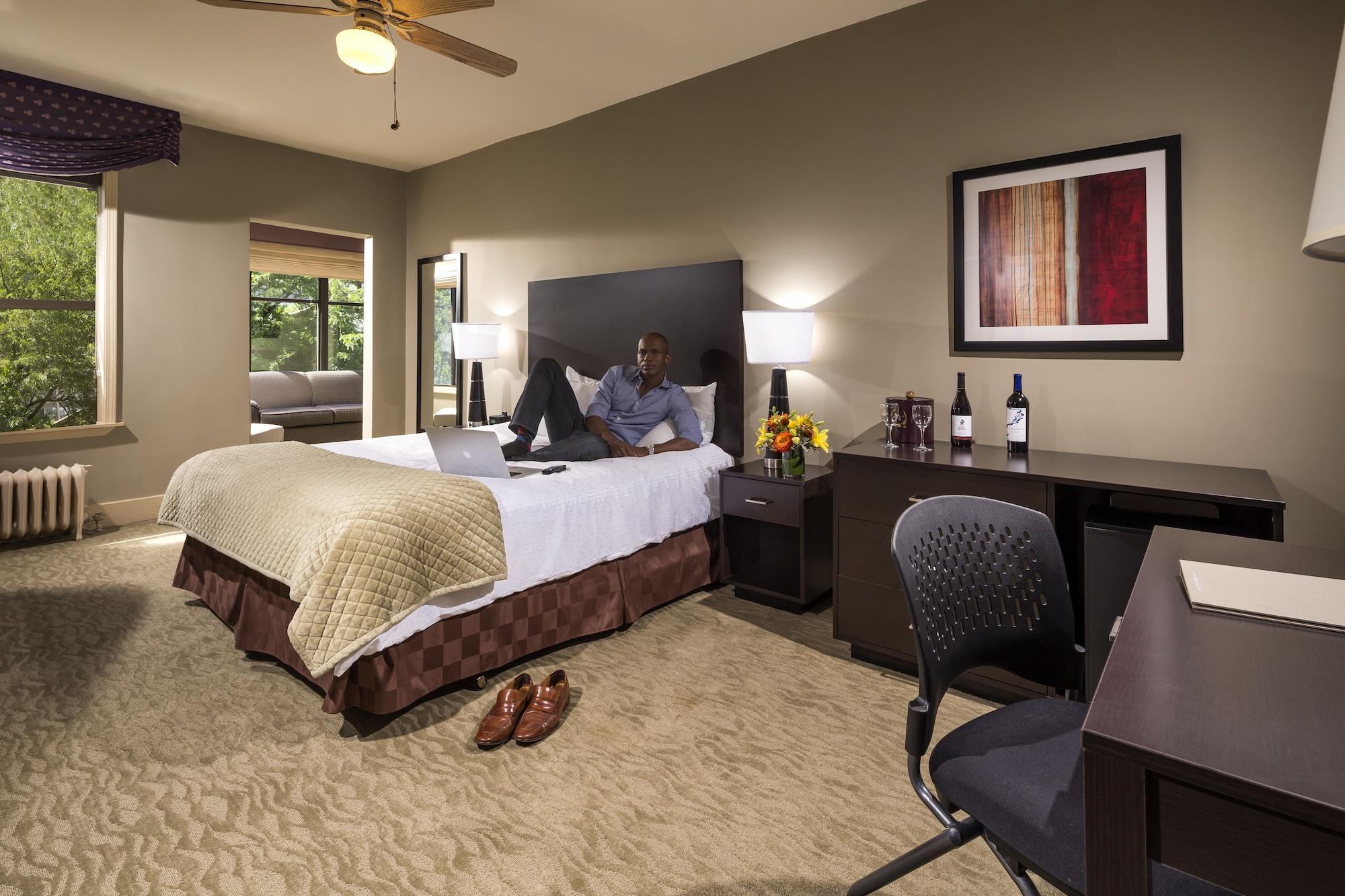 Hotel Majestic Chicago