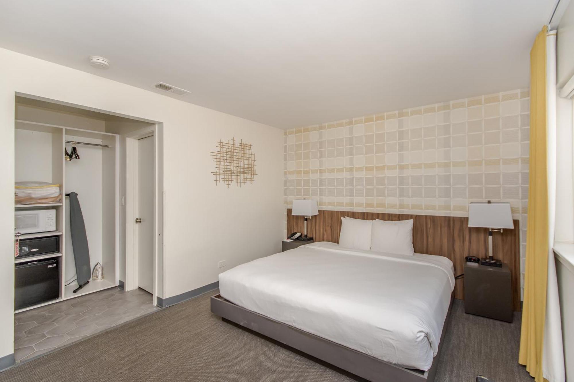 Ohio House 3* Chicago