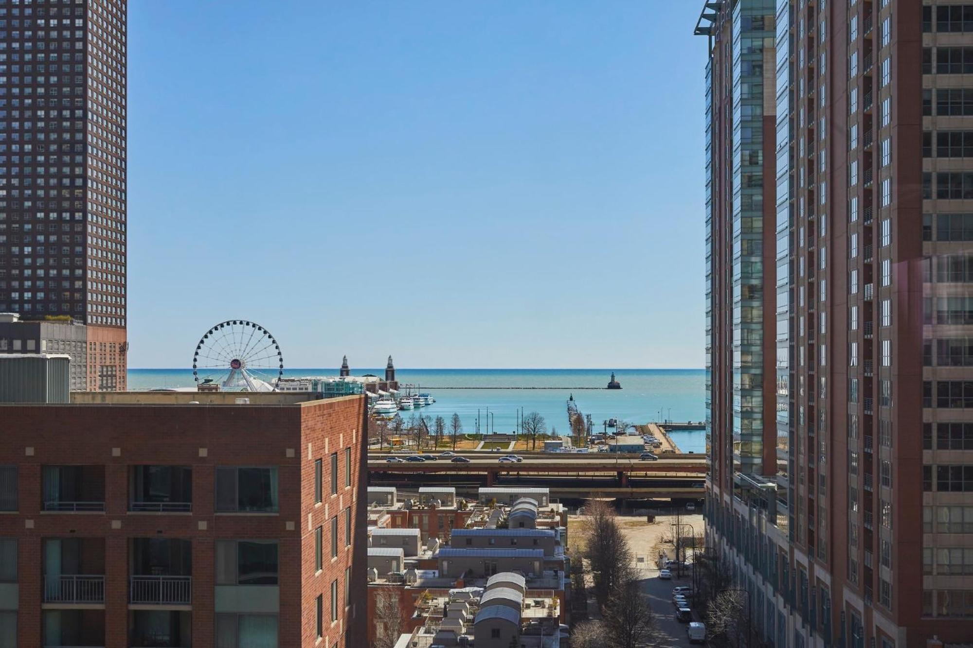 Loews 4* Chicago