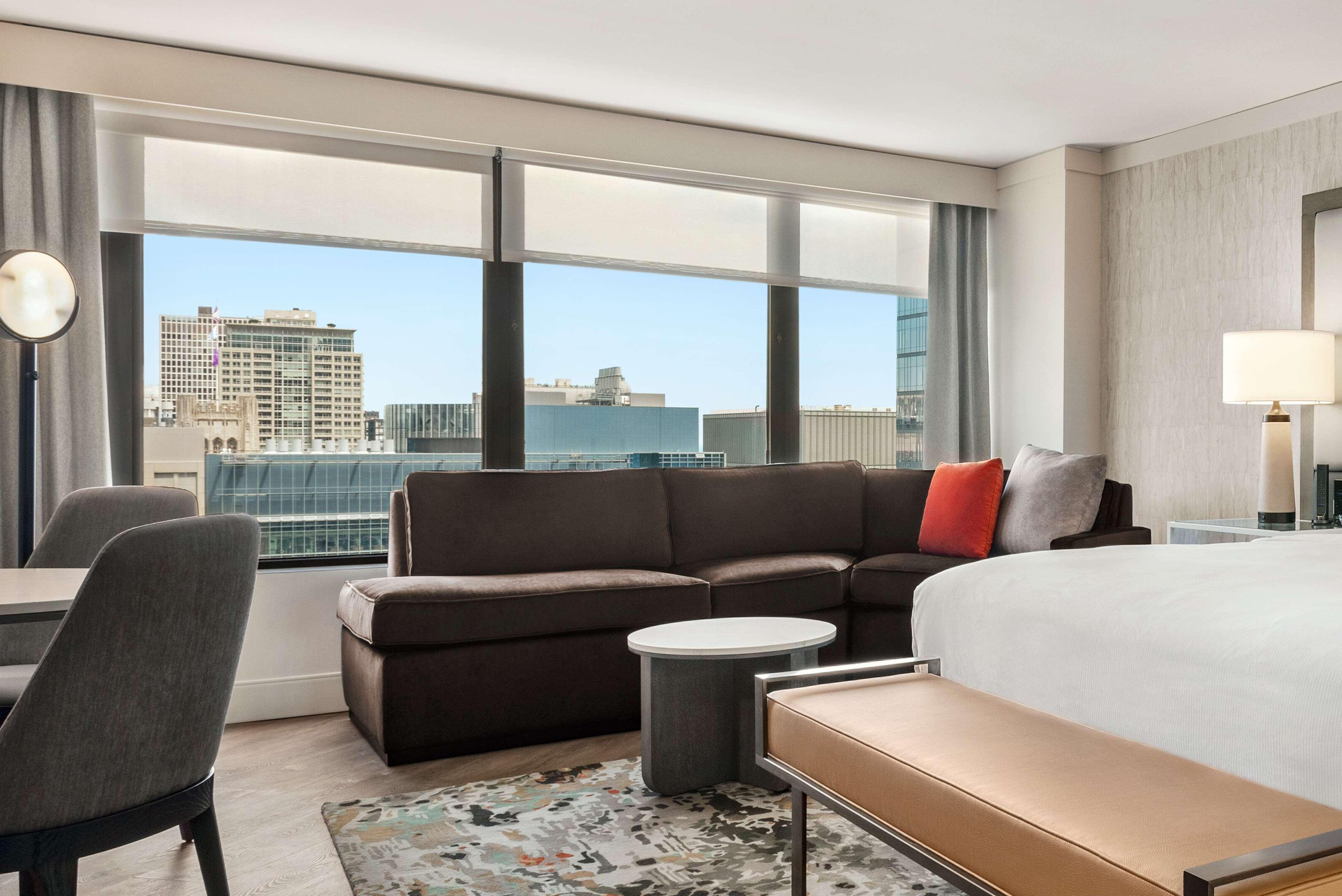 Doubletree By Hilton Magnificent Mile 4*