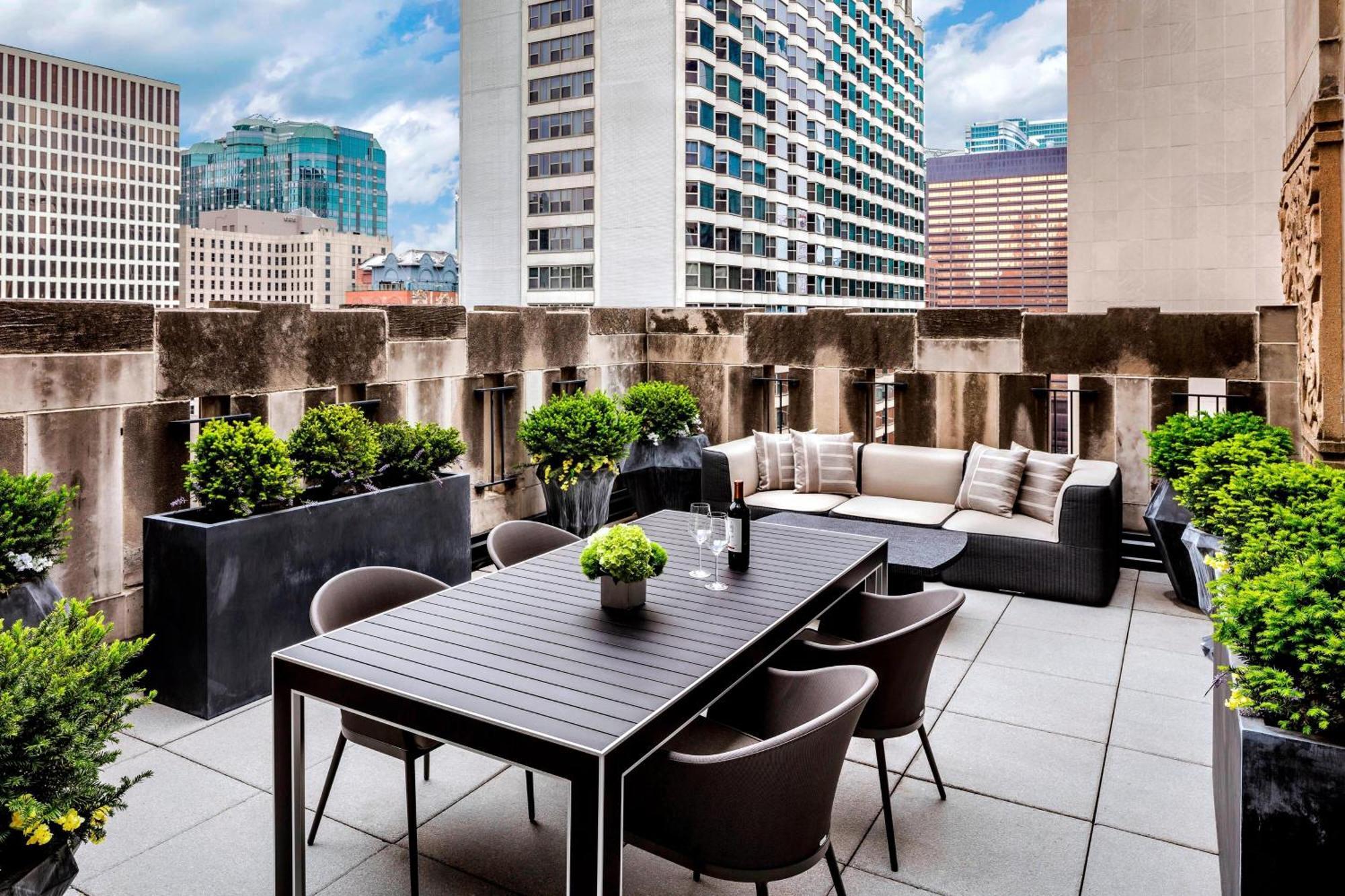 The Gwen, A Luxury Collection Hotel, Michigan Avenue 4*