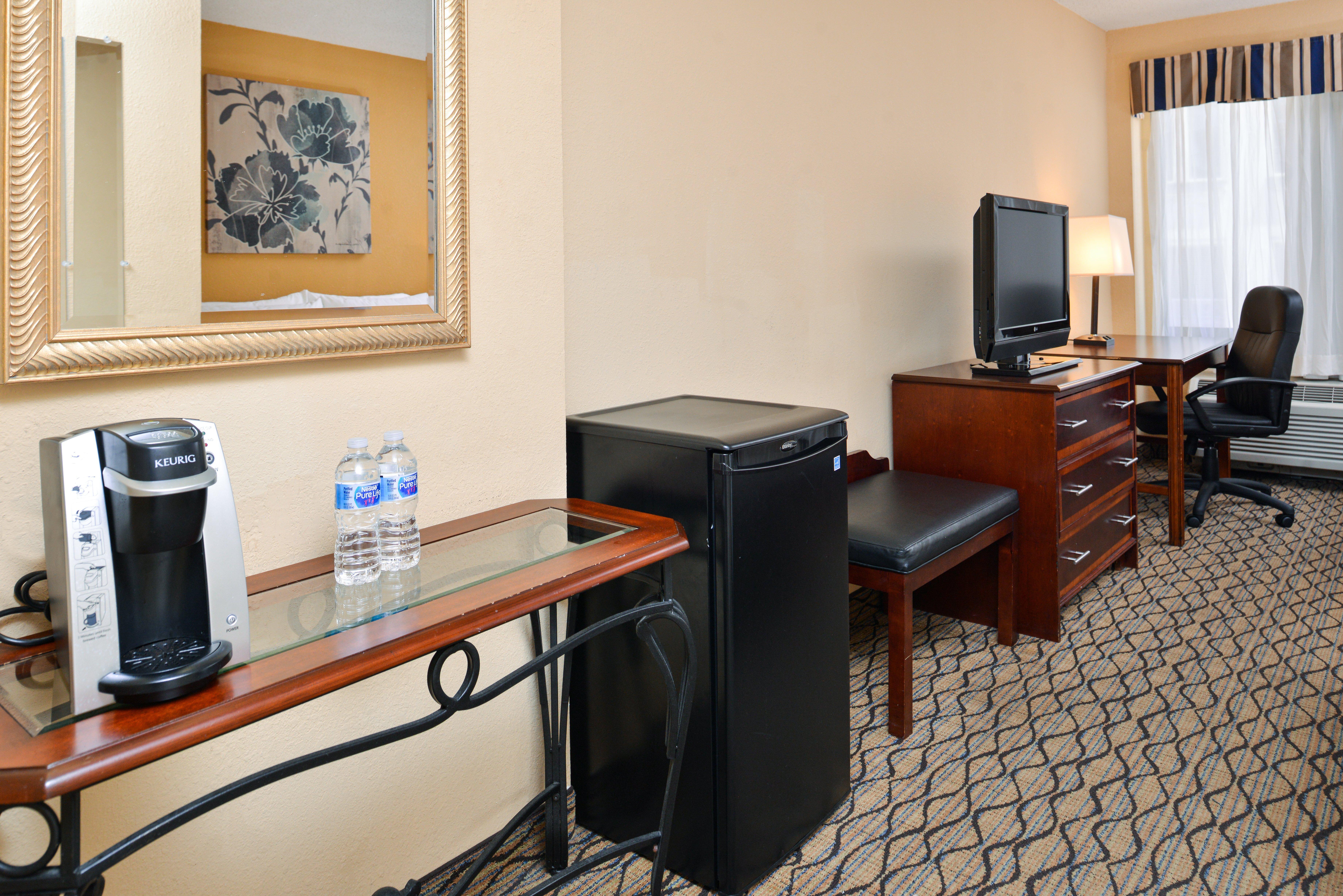 & - Downtown, An Ihg Hotel