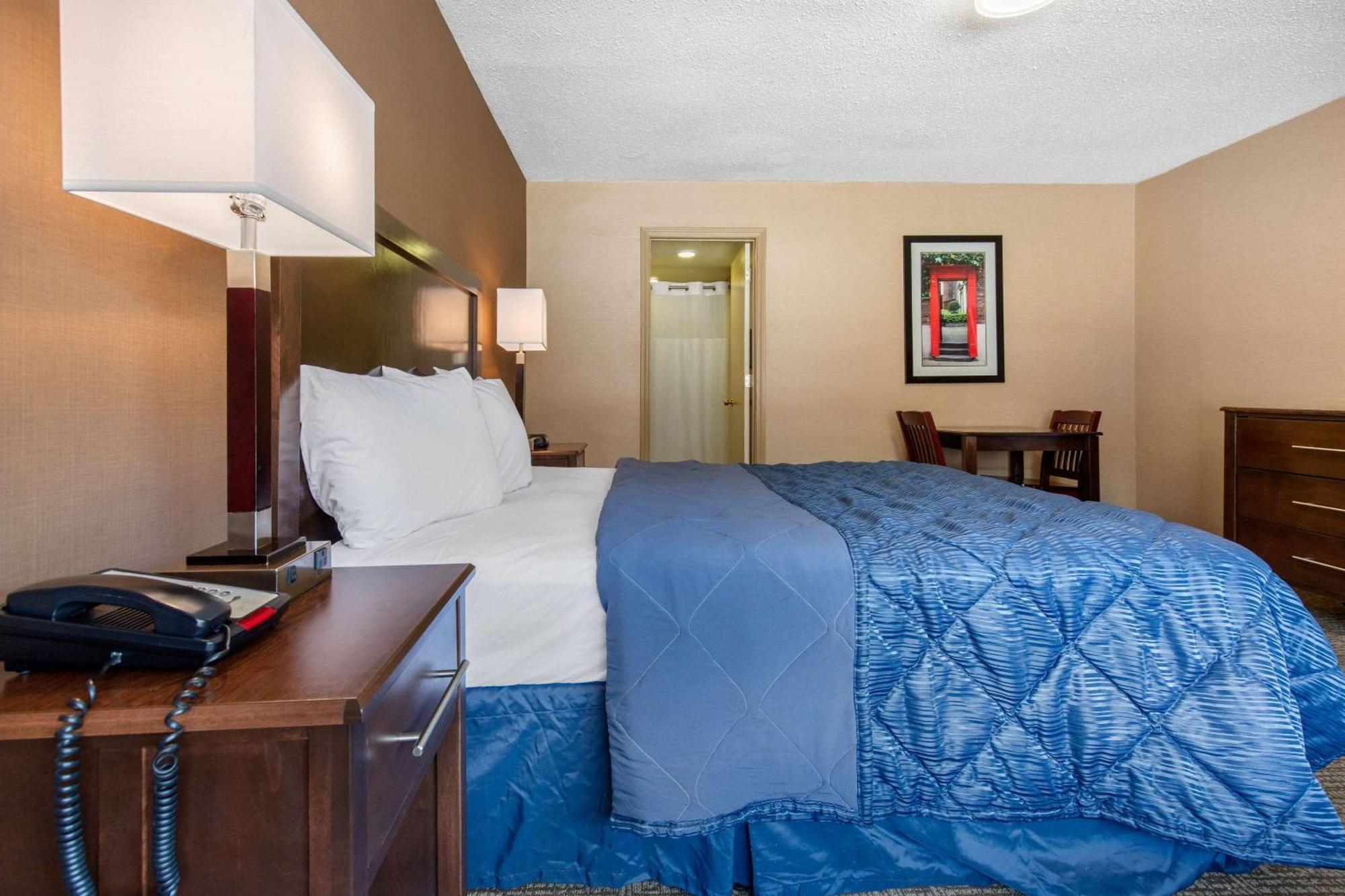 Inn Rodeway North Shore - Lincolnwood 2*