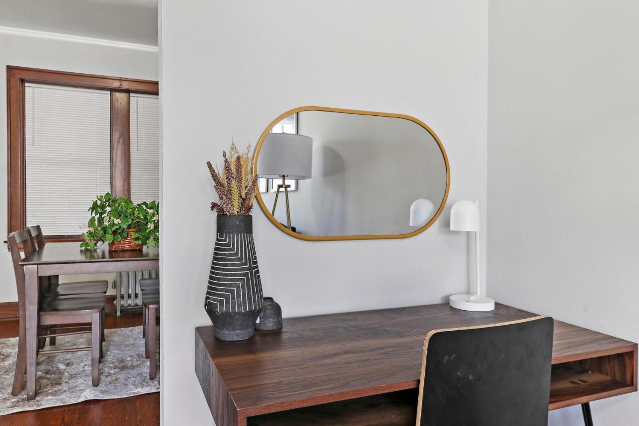 Apartment 1br Contemporary With Laundry Facility - Lockwood 1 & 2 Chicago