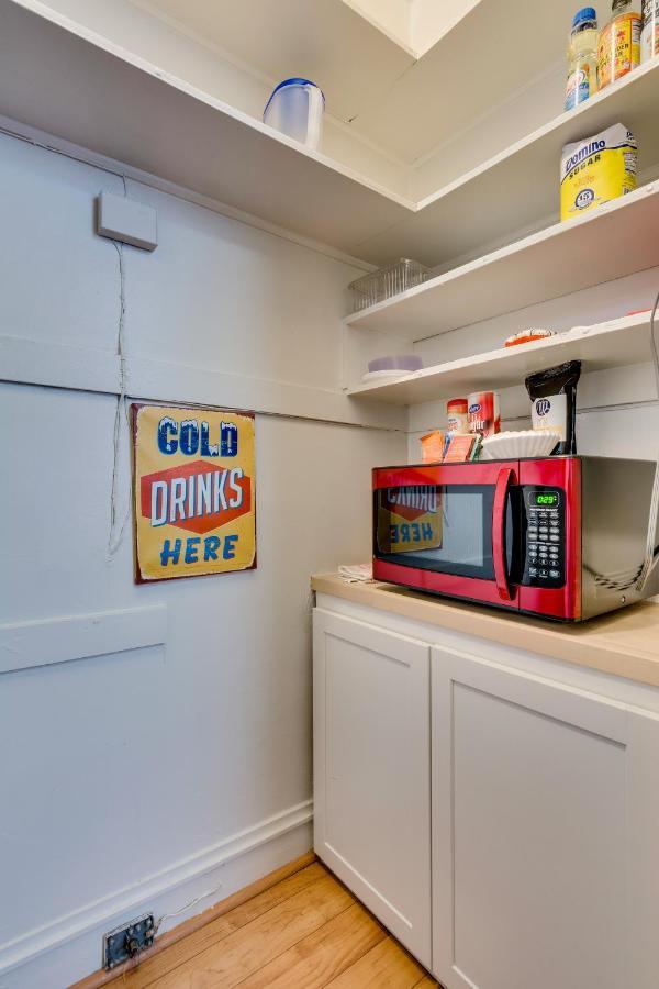 Lovely Near Loyola - Enjoy The Wonderful Outdoor Space And Sun - For The Whole Crew Apts