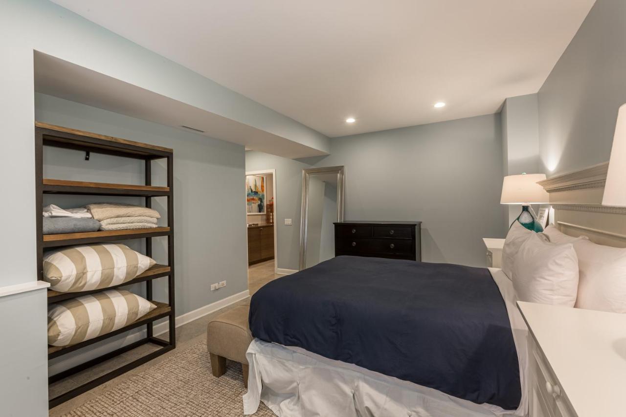 Pet Friendly! Charming And Cozy - Close To Depaul And Public Transit Apts * Chicago