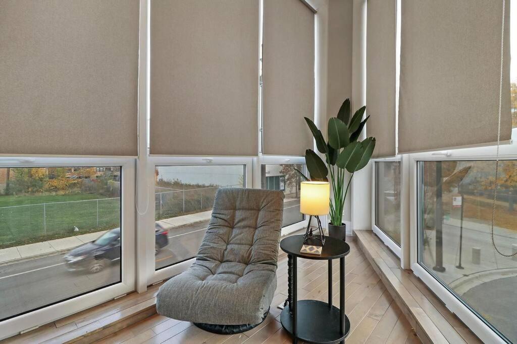 Nicely Decorated 1br With Laundry - Crosby 202 *
