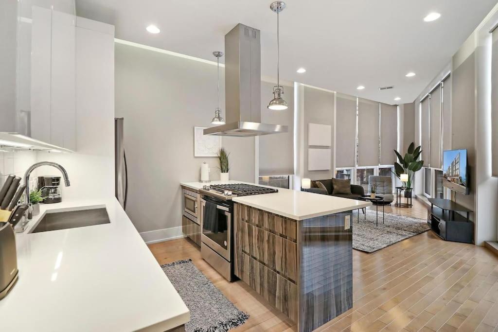 Apartment Nicely Decorated 1br With Laundry - Crosby 202 Chicago