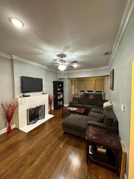 Beautiful Hyde Park Brownstone Chicago