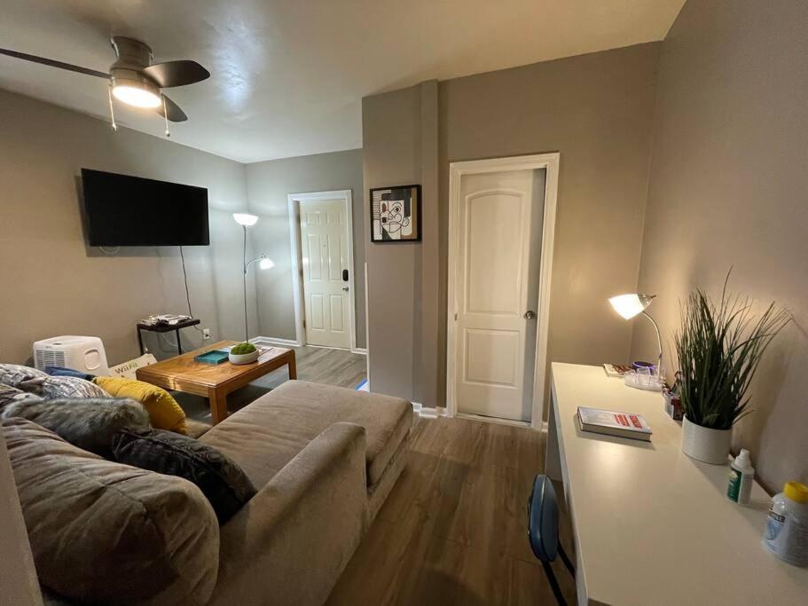 Red Line Corporate Housing