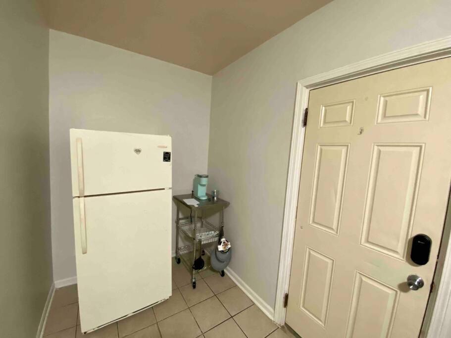 Apartment Red Line Corporate Housing