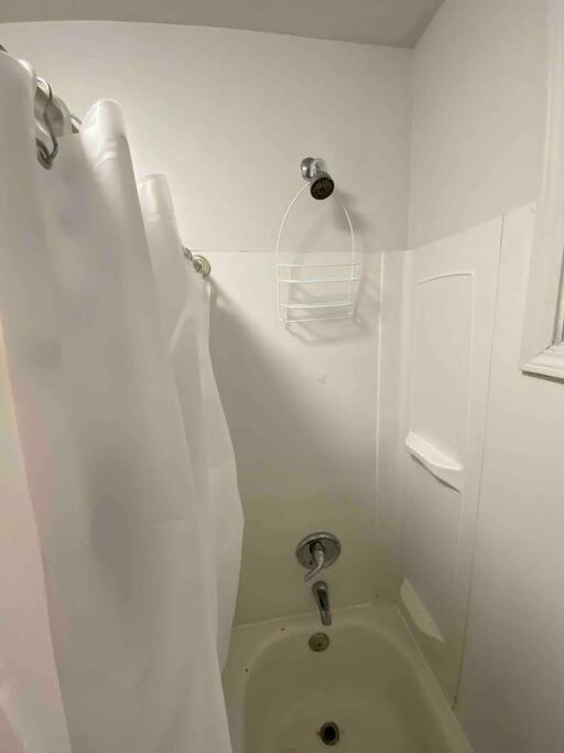 Red Line Corporate Housing