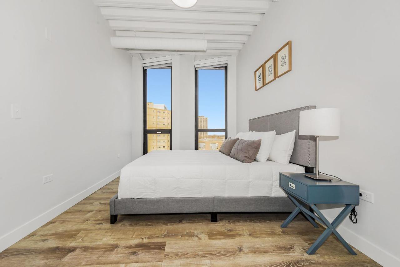 Chic 2br W Gym & Meeting By Gia