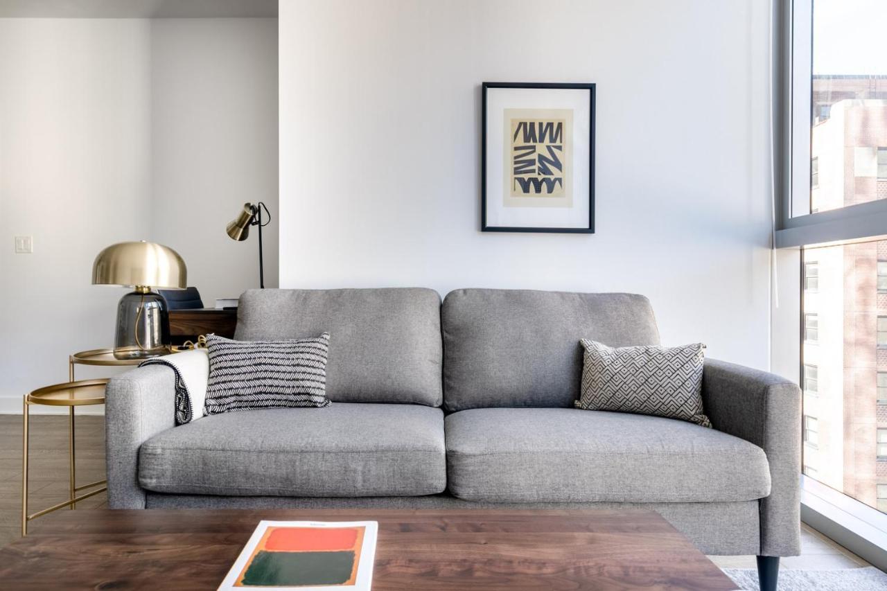 Loop 1br W Gym Pool Nr Riverwalk Chi-280 *