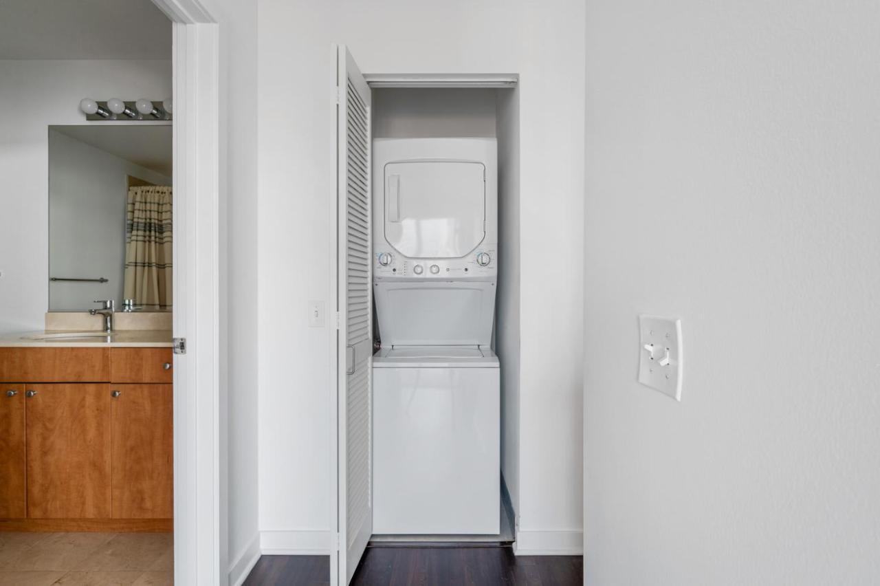 South Loop 1br W Gym Lounge Nr Grant Park Chi-848