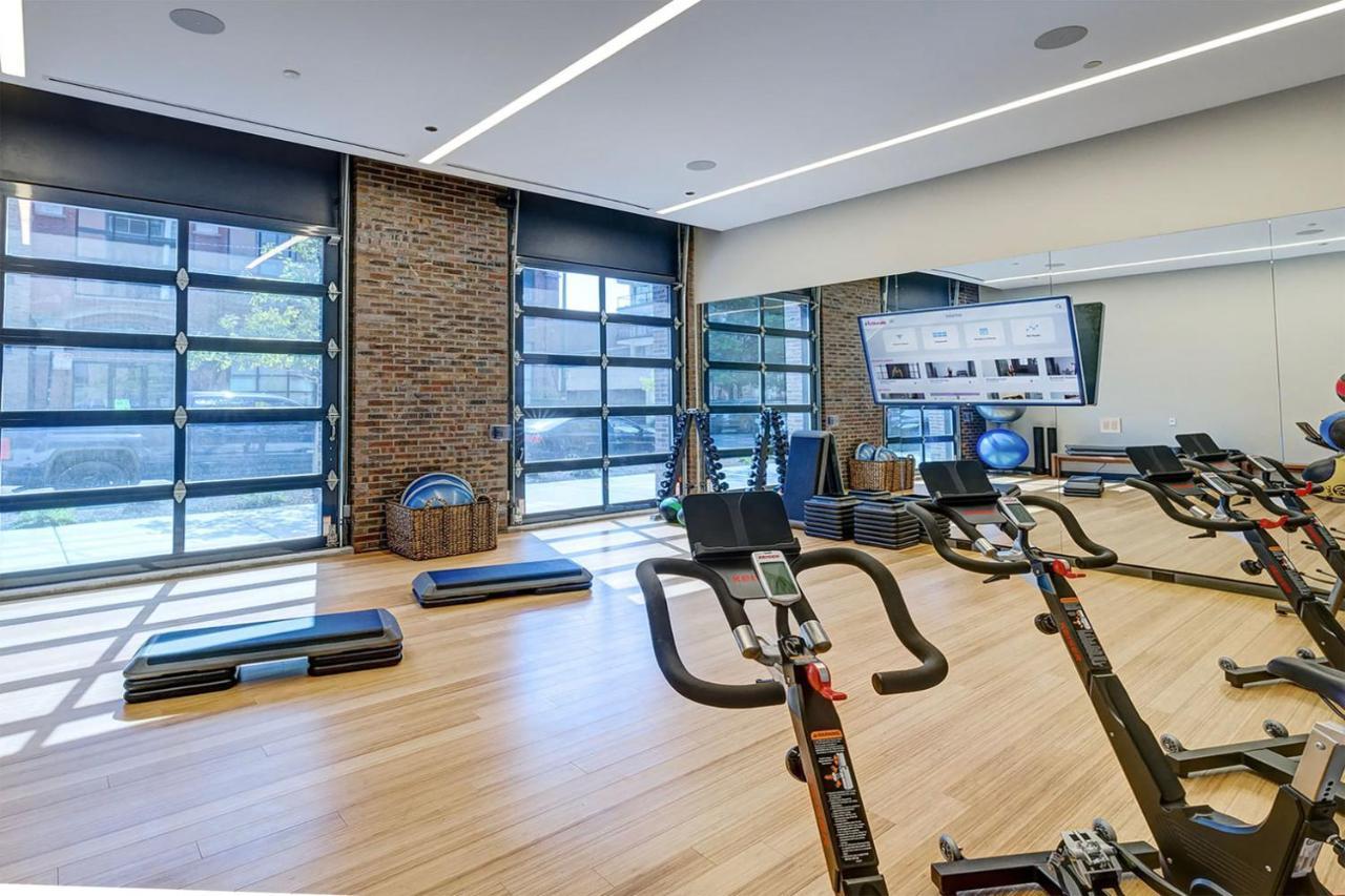 Airy Loop W Pool Gym Nr L Chi-726 Apartment Chicago