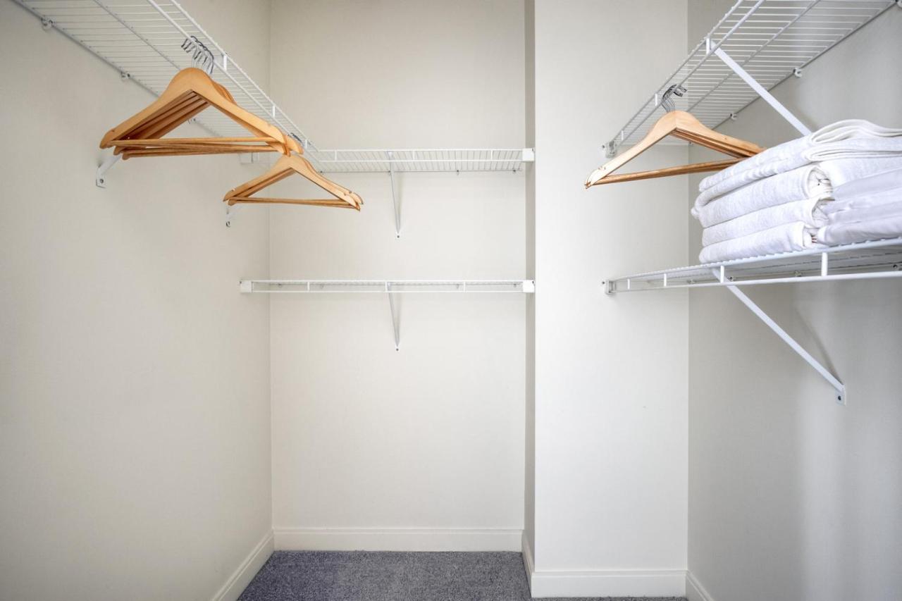 Apartment Loop 1br W Pool Gym Nr The L Riverwalk Chi-242 Chicago